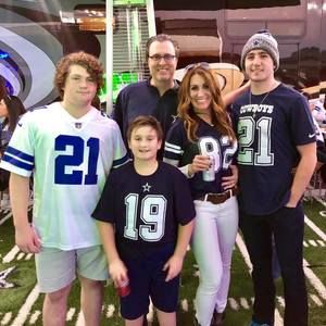 Meet your Posher, Cade